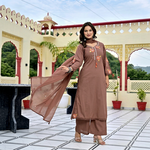 Conjunto de Traje Recto de Algodón Marrón con Bordado en Dupatta, Ropa Étnica Tradicional para Mujer, Estilo Casual de India y Pakistán - Product Image 1
