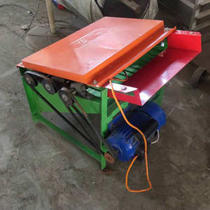 Trebbiatrice per semi di girasole a tre assi - Product Image 6