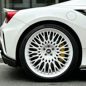Rines Forjados Bku 5x114.3 de 19, 20 y 21 Pulgadas con Diseño de Malla Blanca, Rines de Lujo para <span class=keywords><strong>Ferrari</strong></span> 488 GTB Pista Spider <span class=keywords><strong>458</strong></span> Spider <span class=keywords><strong>Speciale</strong></span> - Product Image 1