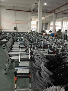 Plateforme <span class=keywords><strong>de</strong></span> travail pliante en aluminium homologuée, vente en gros directe usine, capacité <span class=keywords><strong>de</strong></span> charge 150 kg, banc <span class=keywords><strong>de</strong></span> lavage <span class=keywords><strong>de</strong></span> voiture avec surface antidérapante - Product Image 6