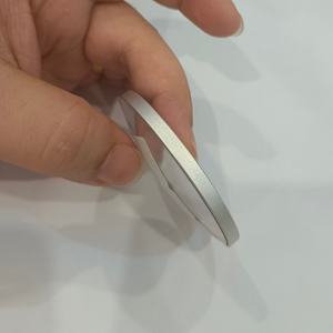 Miroir selfie magnétique en aluminium et métal pour <span class=keywords><strong>Magsafe</strong></span> Compatible avec iPhone et tous les téléphones <span class=keywords><strong>Kit</strong></span> Vlog pour téléphones Rétroviseur de caméra arrière - Product Image 2