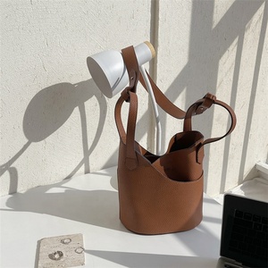 Wholesale Trendy Vegan Leather Crossbody Bags Leisure Handbag for Women PU Leather Single Shoulder <b>Bucket</b> Bag - Product Image 2