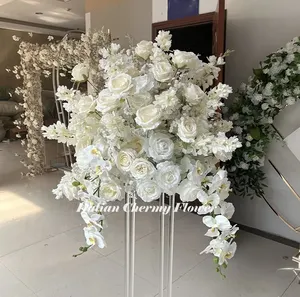 Centrotavola personalizzati tavolo da sposa Red White Rose Babys Breath decorazione di palline di fiori artificiali