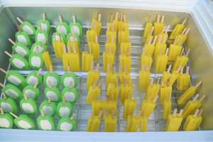 Exhibición de helados Congelador de gabinete de paletas de grado alimenticio a la venta Gabinete de mantenimiento fresco Pastel Comercial Escaparate de aperitivos Nevera - Product Image 6