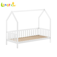 Lit supérieur de maison pour enfants personnalisé OEM avec toit en forme de maison avec garde-corps Protection de l'environnement en bois massif