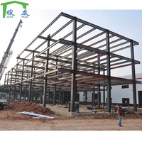 Bâtiment en acier haute résistance avec structure en acier durable et panneaux sandwich pour la construction industrielle et commerciale