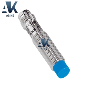เซ็นเซอร์อุปนัยที่ได้รับการจัดอันดับ IP67 1040885ป่วย IME08-04NPSZT0K - Product Image 1
