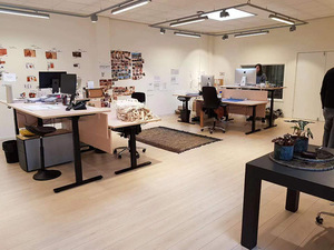 Bàn máy tính điều chỉnh chiều cao điện hiện đại với động cơ kép 3 phần ống vuông thẳng đứng nâng bàn văn phòng - Product Image 5