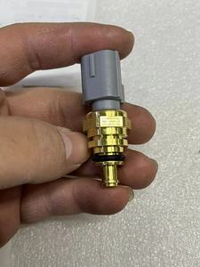 Capteur de température COWTOTAL haute Performance OEM 7M51-12A648-AA pour pièces automobiles de haute qualité <span class=keywords><strong>FORD</strong></span> <span class=keywords><strong>COUGAR</strong></span> MONDEO - Product Image 1