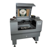 SURRI NEUES MODELL Anpassbare Drucklogo-Kokosnuss-Schneidemaschine und Laserdruckmaschine
