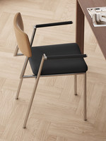 Chaise de salle à manger Bauhaus avec dossier, design minimaliste, revêtement en cuir, structure chromée, mobilier de maison de style mid-century