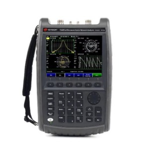 เครื่องวิเคราะห์เครือข่ายไมโครเวฟแบบพกพา N9927a Fieldfox 18 GHz เครื่องมือวัดอิเล็กทรอนิกส์ - Product Image 2