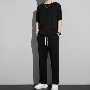 Nouvel ensemble décontracté 2 pièces pour <span class=keywords><strong>homme</strong></span> en soie glacée respirante et à séchage rapide, T-shirt et <span class=keywords><strong>pantalon</strong></span> amples, collection été 2026 - Product Image 3