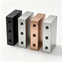 Bloc rectangulaire en aluminium usiné CNC sur mesure, débavuré, avec montage fileté