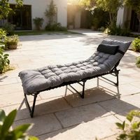 Lit de plage pliable portable au design moderne avec coussin, cadre en acier inoxydable extra large pour la plage