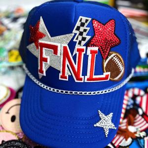 Nouveau patch brodé thermocollant à motif éclairage noir et blanc pour la décoration de chapeaux et de sweats à capuche - Product Image 3