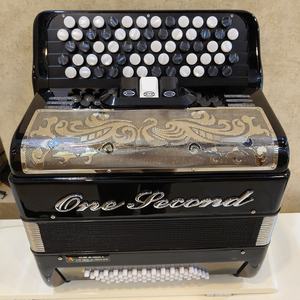 Acordeón profesional 60/96 Teclado bajo Piano 22 teclas Acordeón para instrumento <span class=keywords><strong>de</strong></span> <span class=keywords><strong>viento</strong></span> - Product Image 2