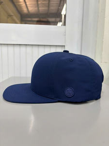 Gorra de Béisbol de 5 Paneles con Visera Plana Personalizada por el Fabricante OEM, Logotipo de Parche de PVC/Goma 3D, Deportiva, para Exteriores, con Cierre a Presión - Product Image 3