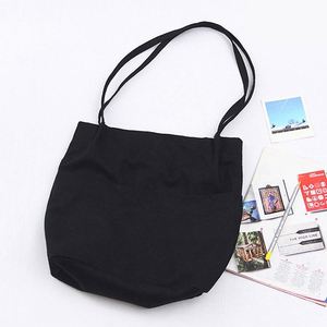 Sac fourre-tout en toile de coton naturel noir recyclé écologique avec logo personnalisé - Product Image 6