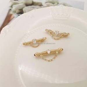 Broche personnalisée en or véritable jaune massif Au585 14k avec broches unisexes en moissanite pour bijoux de noces d'anniversaire de mariage Gigt - Product Image 3