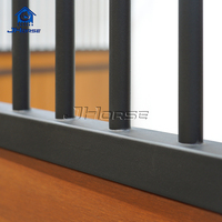 Portes de box pour chevaux JHorse Safety Internal Premium Bamboo, portes de box de luxe pour écuries de luxe, design personnalisé.
