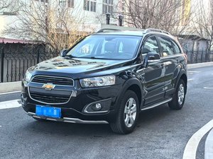 Chevrolet Captiva 2017 2.4L 6AT SUV 7 places – SUV américain d'occasion abordable, voiture familiale confortable pour les acheteurs internationaux - Product Image 1