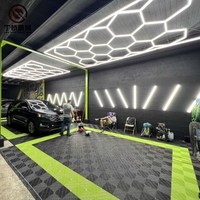 Neuankömmling 400*400 Mm De Sol De Parkplatz Kunststoff Bodenfliesen Interlocking Pp für Garage