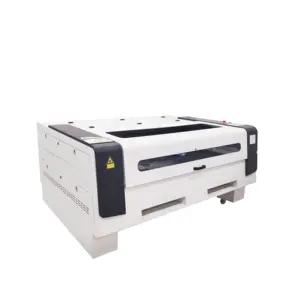 Macchina per taglio Laser 1390 Co2 a 3 assi per incisione Laser 100/130/150/180w