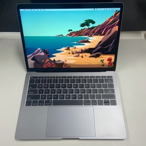 A1708 แรม 16GB หน่วยความจำ 256GB  MacBook Pro 2017 13 นิ้ว มือสอง แล็ปท็อปสำหรับนักเรียน คอมพิวเตอร์ขายส่ง - Product Image 1