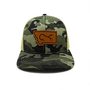 Casquette Trucker à imprimé camouflage avec patch en cuir personnalisé, 6 panneaux, profil moyen, fermeture à pression en plastique, pour un style décontracté, fabriquée au Vietnam - Product Image 1