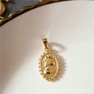 Pendentifs Breloques Cheval en Acier Inoxydable Plaqué Or avec Logo Personnalisé pour Femme, Style Décontracté et Sportif - Product Image 5