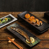 Assiette en céramique créative de style japonais Four à changement rectangulaire Hôtels Ménage Poisson Sushi Dîner Vaisselle pour les fêtes