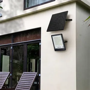 Factory Direct Sales Ip66 Grade Waterproof Outdoor Led Solar Power Flood Light Garden Street Light