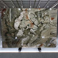 Dalle de quartzite vert cristal découpée sur mesure pour murs intérieurs, revêtements de sol, marches d'escalier et rebords de fenêtre
