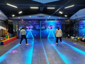 Trò chơi nhóm, trò chơi tương tác dẫn đầu, tương tác trên tường và sàn, thể thao vui nhộn, trận chiến lưới, trò chơi bóng - Product Image 2