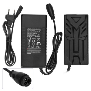 Adaptateur secteur ULIP 58,8 V 2 A avec tête LP16-3P, prise EU, pour chargeur de batterie de trottinette électrique - Product Image 4