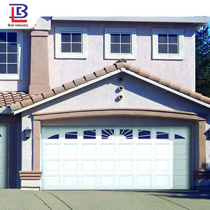 Portes de <span class=keywords><strong>garage</strong></span> sectionnelles en acier modernes personnalisées, étanches, 220V électriques/manuelles/à télécommande, <span class=keywords><strong>largeur</strong></span> 50mm, couleur blanc et marron - Product Image 2