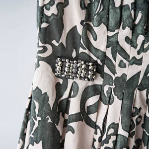 Vestido Largo de Algodón Puro con Estampado Floral Verde Oscuro, Sin Mangas, Plisado, Estilo Línea A, Elegante y Moderno para Mujer - Product Image 5