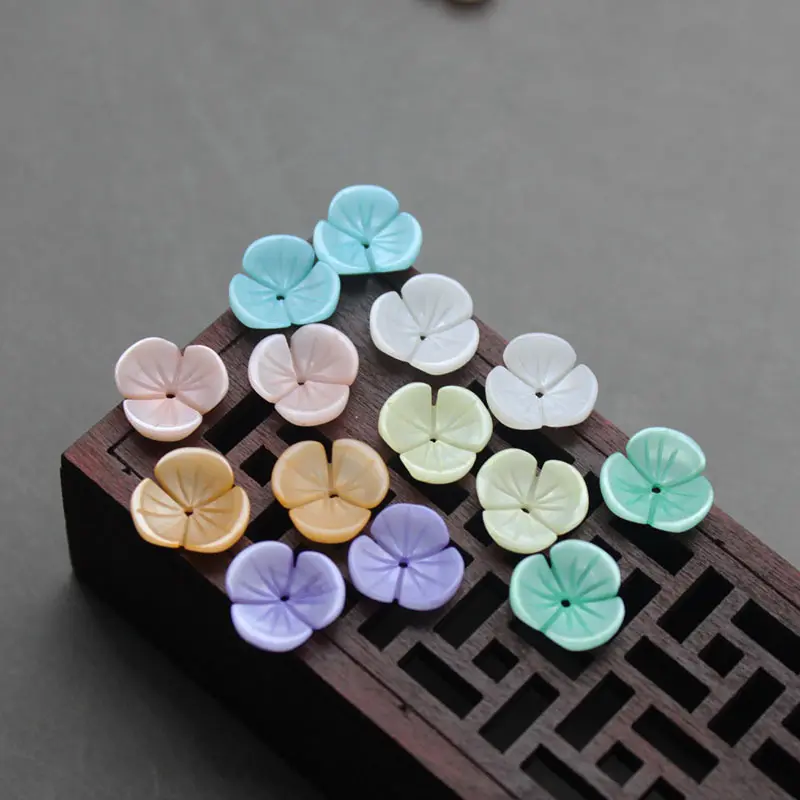 12MM Wholesale Mother of Pearl Colorful Natural Shell Accessories Three Petals Flower Shell Half Drilled for Jewellery making