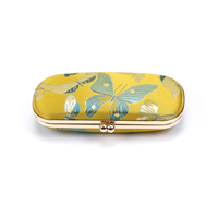Boîte à lunettes rigide en métal brodée d'un motif papillon, boîte de protection pour lunettes résistante à la pression, vente en gros
