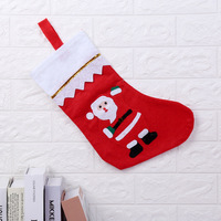Chaussettes de Noël festives en feutre, ornements, sacs cadeaux pour bonbons, décorations murales pour les fêtes