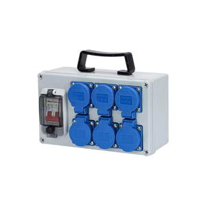Boîtier d'alimentation étanche IP65 245x145x75mm avec 6 prises 10A et 1 disjoncteur 63A 2P pour distribution extérieure - Product Image 1
