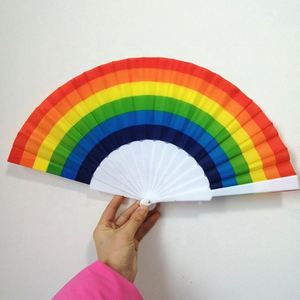 Venta al por Mayor de Regalos Promocionales Empresariales 2025, Abanico de Mano de Plástico Arcoíris de 23 cm, Impresión de Marca Personalizada, Abanico de Mano Hecho a Mano con Diseño de Puntos Metálicos WUYUNG - Product Image 3