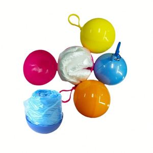 Poncho de Pluie d'Urgence Étanche en Plastique Sphérique pour Camping, Randonnée et Aventure en Plein Air, Format Porte-clés de Poche - Product Image 3