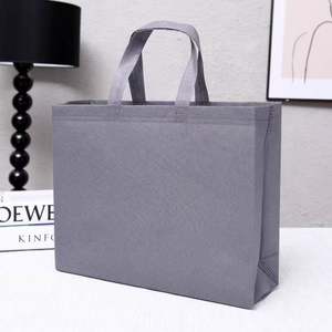 Sac de courses grand format personnalisé bleu foncé, imperméable et enduit, en non-tissé, respectueux de l'environnement - Product Image 2