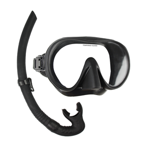 Máscara <span class=keywords><strong>de</strong></span> <span class=keywords><strong>buceo</strong></span> <span class=keywords><strong>de</strong></span> vidrio templado antivaho <span class=keywords><strong>con</strong></span> válvula <span class=keywords><strong>de</strong></span> <span class=keywords><strong>purga</strong></span> Juego <span class=keywords><strong>de</strong></span> máscara <span class=keywords><strong>de</strong></span> snorkel <span class=keywords><strong>de</strong></span> <span class=keywords><strong>buceo</strong></span> <span class=keywords><strong>de</strong></span> boca <span class=keywords><strong>de</strong></span> silicona antisalpicaduras para adultos - Product Image 5