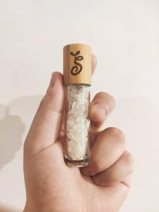 <span class=keywords><strong>C</strong></span> & H nóng bán tùy chỉnh sang trọng 5ml cao <span class=keywords><strong>c</strong></span>ấp hổ phách <span class=keywords><strong>c</strong></span>ơ thể tinh dầu thủy tinh chăm só<span class=keywords><strong>c</strong></span> tó<span class=keywords><strong>c</strong></span> phun Con lăn ống nhỏ giọt chai thủy tinh - Product Image 6