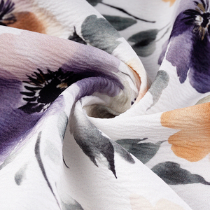Tissu en crêpe de polyester de haute qualité, design floral froissé en spandex, pour vêtements et robes - Product Image 4