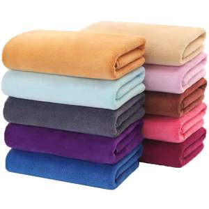 Toalla Exclusiva para Salón de Belleza, Absorbente, Antipelusas, para Secar el Cabello, Personalizable con Logotipo - Product Image 1