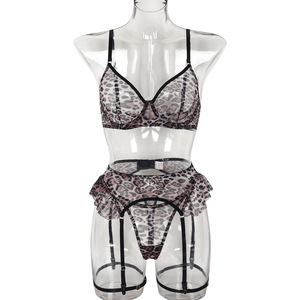 Nouvel Arrivage Ensemble de Lingerie Sexy Transparent pour Femme avec Porte-jarretelles et String, Motif Léopard Couleur Peau d'Animal - Product Image 5